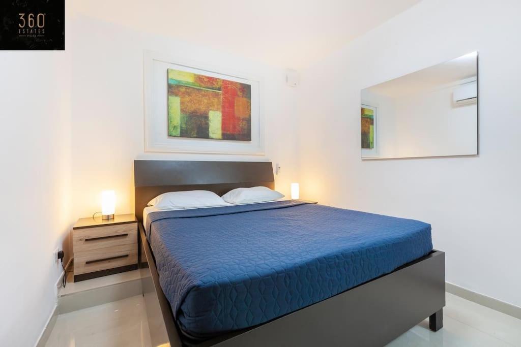 Comfy Apt With Terrace, 5 Mins To Sliema Ferries By 360 Estates Gzira Buitenkant foto